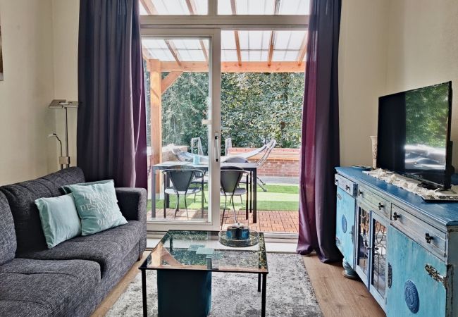 Rent by room in Groningen - Stylish Lottus Room in Duplex Near Center & UMCG