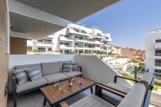 Appartement in Orihuela Costa - Aire Coastal – Elegant Coastal Apartment with Pool & Balcony