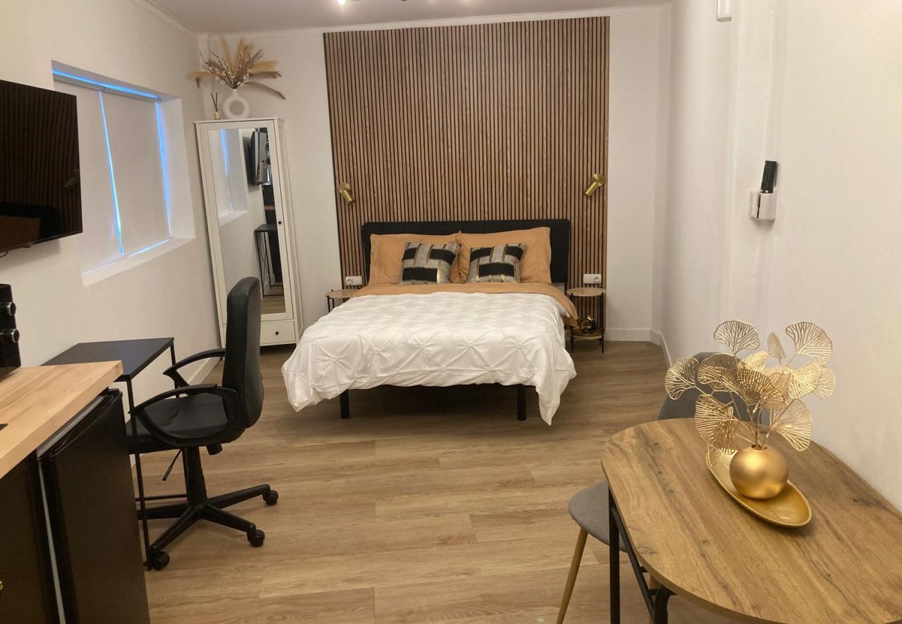 Appartement in Las Palmas de Gran Canaria - Venus Charming studio in old town Triana San Telmo