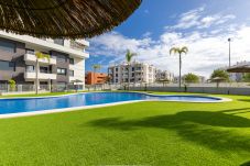 Apartamento en Villamartín - Stylish and Prime Location at the Elegant ‘Lisa’ Apartment