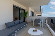 Apartamento en Orihuela - ✨ “Covadonga Sunset” Elegant Apartment with Terrace & Pool ✨