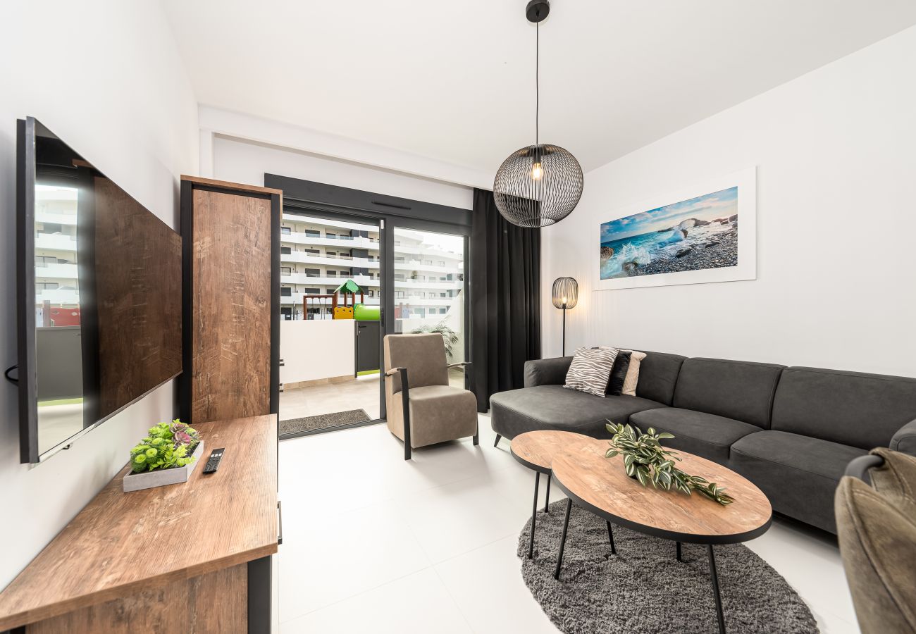 Apartamento en San Miguel de Salinas - Casa Paradise 020 – Apartamento de lujo junto a la piscina