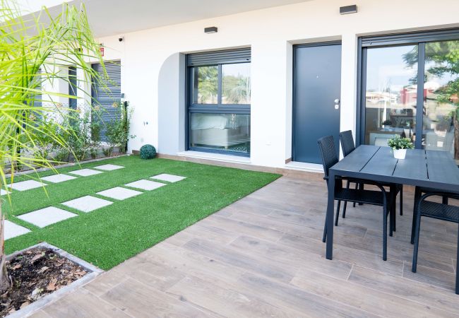 Apartamento en Pilar de la Horadada - Benoa Thai – Elegancia y confort en la Costa Blanca